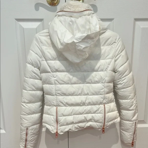 Zara White Puffer Jacket for Women - Picture 7 of 10
